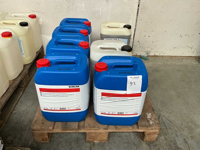 Ecolab p3-oxonia desinfectiemiddel (5x) - afbeelding 1 van  3