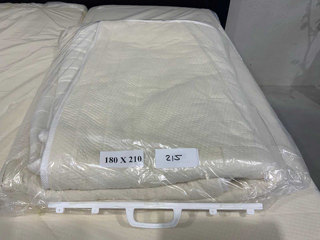 Ecolinde matrashoes b180 x l210 cm - afbeelding 3 van  4