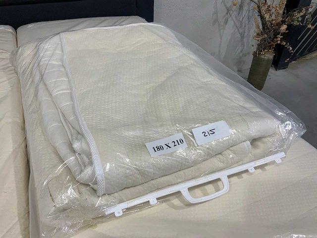 Ecolinde matrashoes b180 x l210 cm - afbeelding 4 van  4