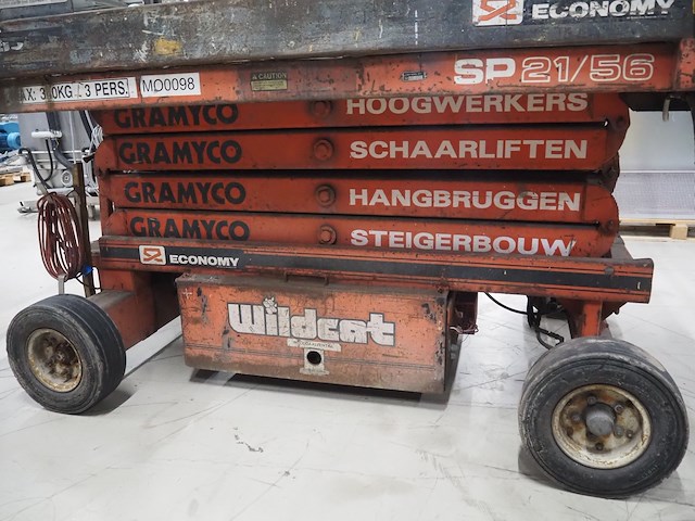 Economy engineering company - afbeelding 12 van  13