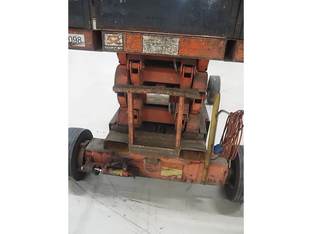 Economy engineering company - afbeelding 9 van  10