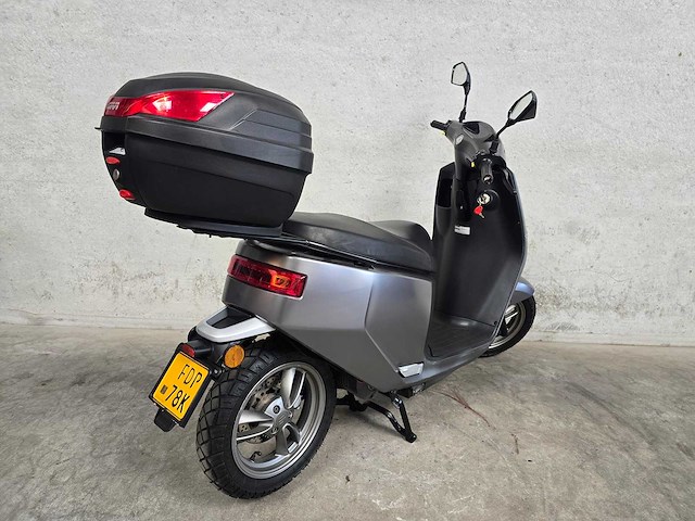 Ecooter - bromscooter - e2 s30 - brommer - afbeelding 6 van  10