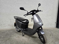Ecooter - elektrische snorscooter - e2 s30 - 25km uitvoering dvk08n - afbeelding 4 van  8