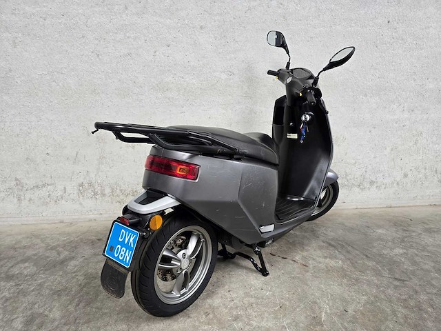 Ecooter - elektrische snorscooter - e2 s30 - 25km uitvoering dvk08n - afbeelding 5 van  8