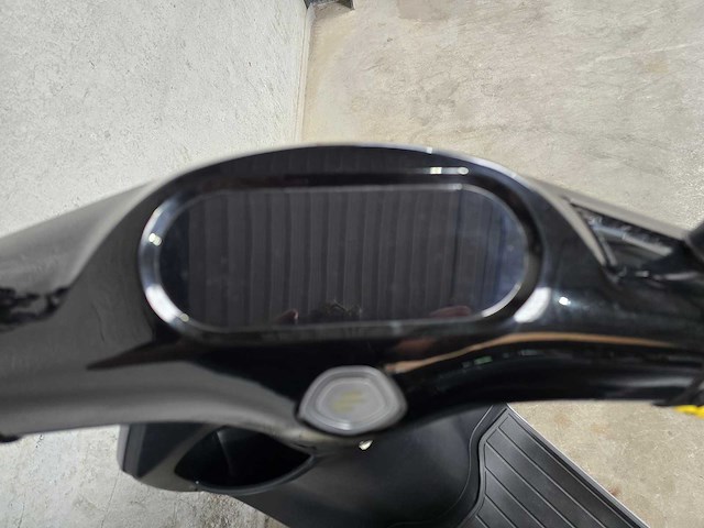 Ecooter - elektrische snorscooter - e2 s30 - 25km uitvoering dvk08n - afbeelding 7 van  8
