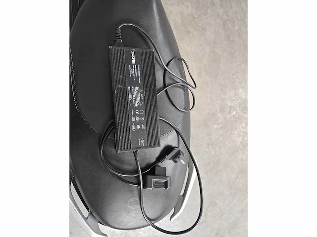 Ecooter - elektrische snorscooter - e2 s30 - 25km uitvoering dxg41g - afbeelding 8 van  8