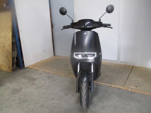 Ecooter - snorscooter - e2 s30 - e-scooter - afbeelding 12 van  13