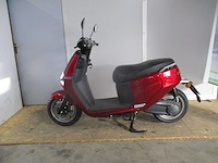 Ecooter - snorscooter - e2 s30 - e-scooter - afbeelding 1 van  13