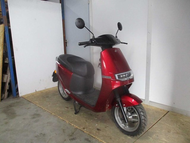Ecooter - snorscooter - e2 s30 - e-scooter - afbeelding 9 van  13