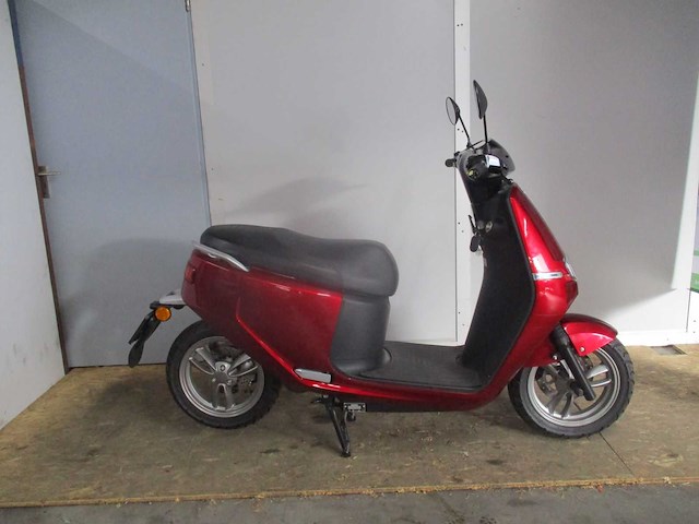 Ecooter - snorscooter - e2 s30 - e-scooter - afbeelding 10 van  13