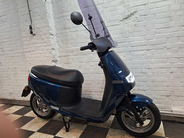 Ecooter e2 25 km elektrische snorscooter - afbeelding 7 van  8