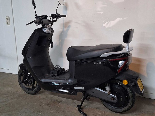 Ecooter et3 elektrische 45km bromscooter - afbeelding 3 van  8
