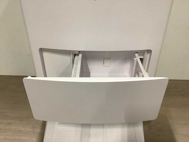 Ecovacs deebot t20 omni robotstofzuiger - afbeelding 11 van  13