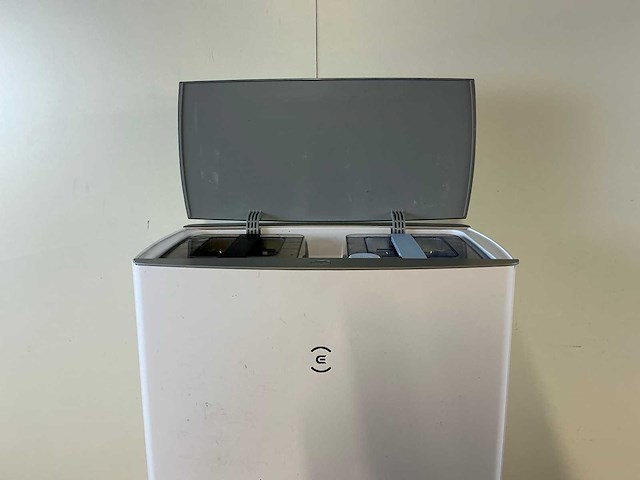 Ecovacs deebot t20 omni robotstofzuiger - afbeelding 8 van  12