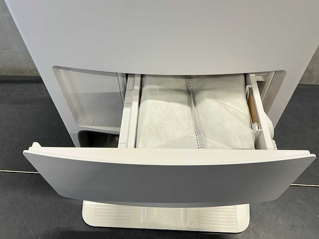 Ecovacs deebot t20 omni robotstofzuiger - afbeelding 3 van  6