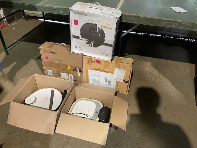 Ecovacs robotstofzuiger (5x) - afbeelding 1 van  9