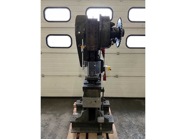 Edel vm36 / 200 stansmachine - afbeelding 2 van  8