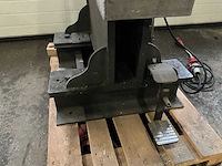 Edel vm36 / 200 stansmachine - afbeelding 8 van  8