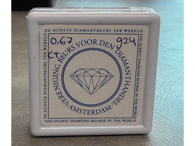 Edelsteen - 0.67 carat natuurlijke apatiet - afbeelding 2 van  4