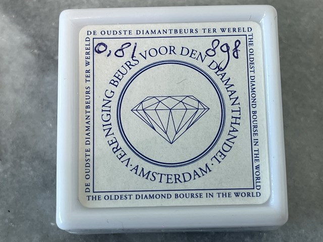 Edelsteen - 0.81 carat natuurlijke apatiet - afbeelding 4 van  4