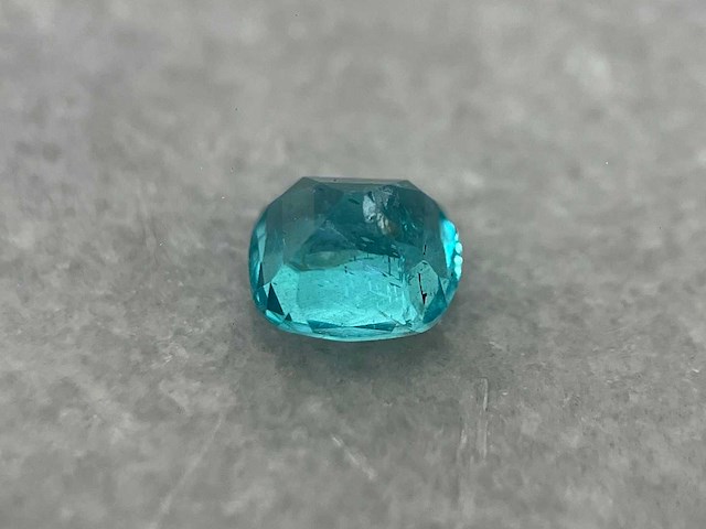 Edelsteen - 0.90 carat natuurlijke apatiet - afbeelding 4 van  5