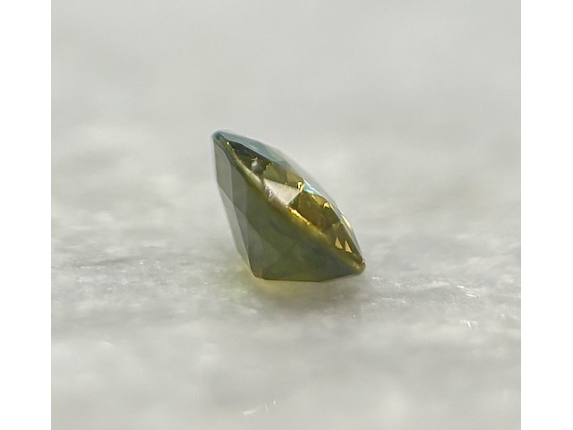 Edelsteen - 0.91 carat natuurlijke groene saffier - afbeelding 3 van  6