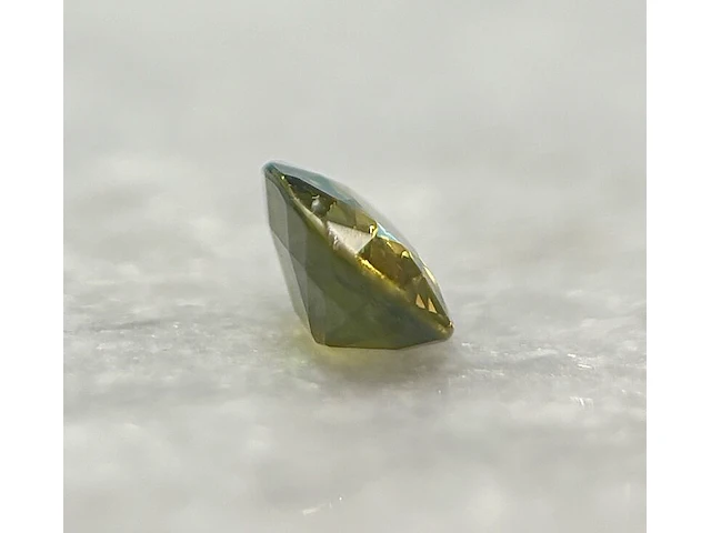 Edelsteen - 0.91 carat natuurlijke groene saffier - afbeelding 3 van  6