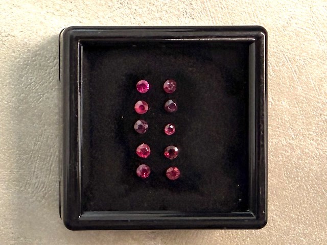 Edelsteen - 1.00 carat natuurlijke robijn - afbeelding 1 van  4