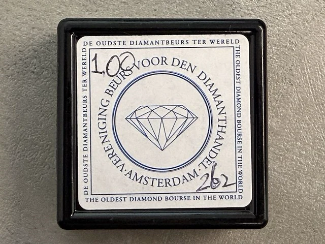 Edelsteen - 1.00 carat natuurlijke robijn - afbeelding 2 van  4