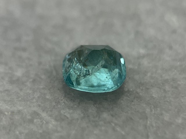 Edelsteen - 1.06 carat natuurlijke apatiet - afbeelding 3 van  6