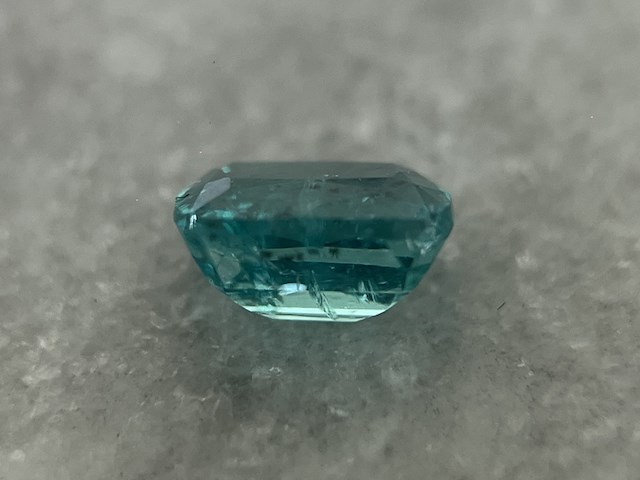 Edelsteen - 1.10 carat natuurlijke apatiet - afbeelding 2 van  4