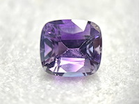 Edelsteen - 11.35 carat paarse natuurlijke amethist - afbeelding 1 van  5