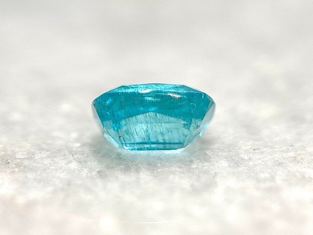 Edelsteen - 1.14 carat natuurlijke apatiet - afbeelding 3 van  3