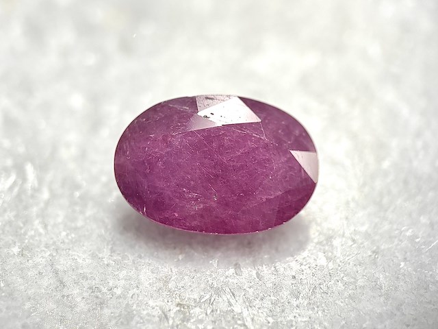 Edelsteen - 11.56 carat natuurlijke robijn - afbeelding 1 van  5