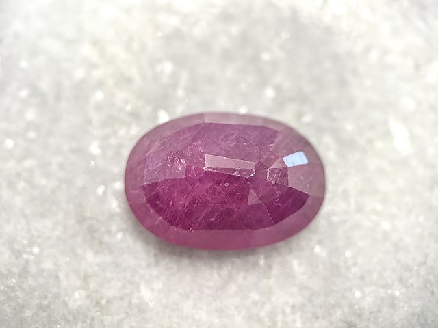 Edelsteen - 11.56 carat natuurlijke robijn - afbeelding 3 van  5