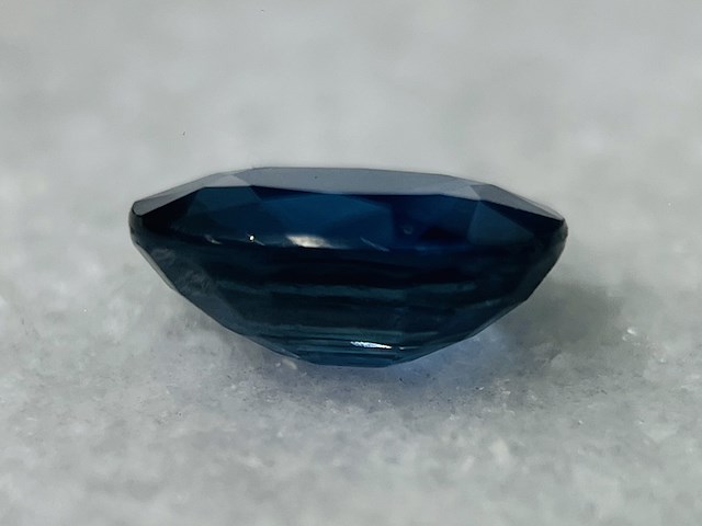 Edelsteen - 1.66 carat natuurlijke saffier - afbeelding 2 van  4