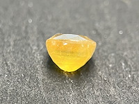 Edelsteen - 2.56 carat natuurlijke gele saffier - afbeelding 3 van  5