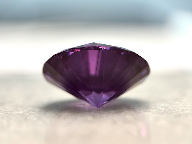 Edelsteen - 29.55 carat synthetisch alexandriet - afbeelding 3 van  5