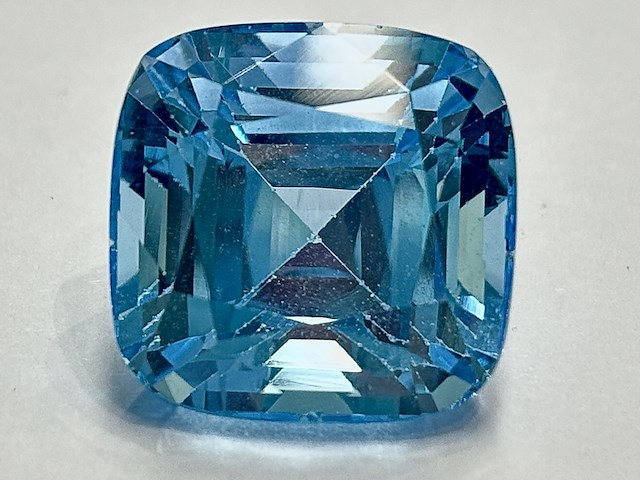 Edelsteen - 33.53 carat blauwe topaas - afbeelding 1 van  5