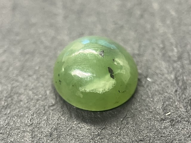 Edelsteen - 3.86 carat jade - afbeelding 1 van  2