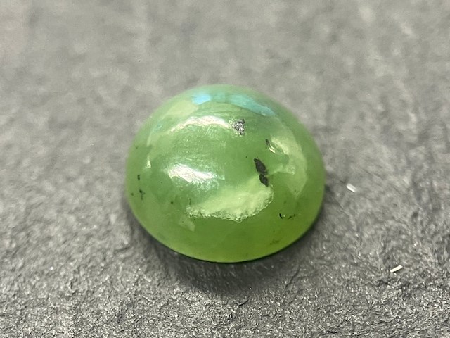 Edelsteen - 3.86 carat jade - afbeelding 1 van  2