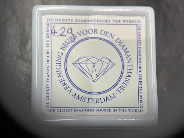 Edelsteen - 4.29 carat hiddeniet - afbeelding 4 van  4