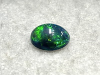 Edelsteen - 4.41 carat natuurlijke black opal - afbeelding 2 van  5