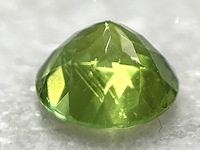 Edelsteen - 4.44 carat natuurlijke groene peridoot - afbeelding 2 van  6
