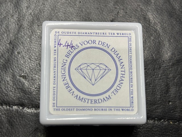 Edelsteen - 4.44 carat natuurlijke groene peridoot - afbeelding 4 van  6