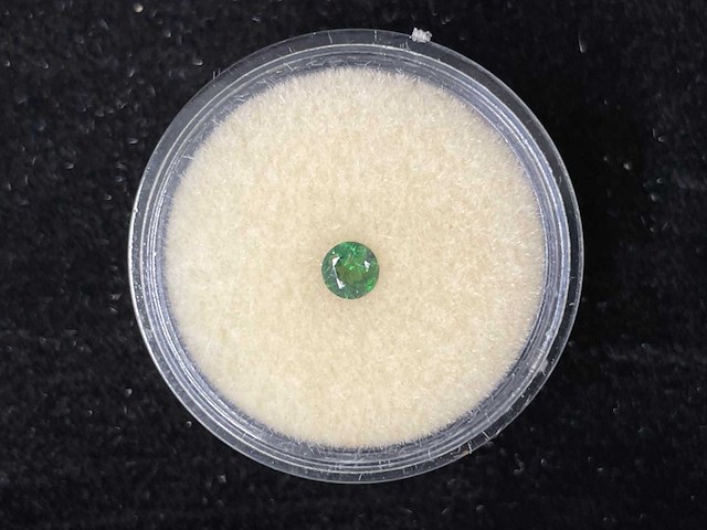 Edelsteen - groene edelsteen - afbeelding 1 van  1