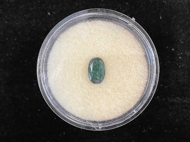 Edelsteen - groene edelsteen - afbeelding 1 van  2