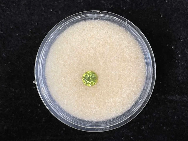 Edelsteen - peridot - afbeelding 1 van  2