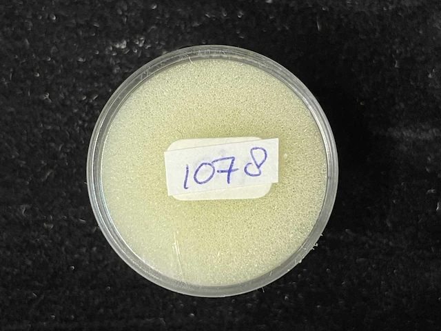Edelsteen - peridot - afbeelding 2 van  2