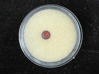 Edelsteen - rode edelsteen - afbeelding 1 van  2
